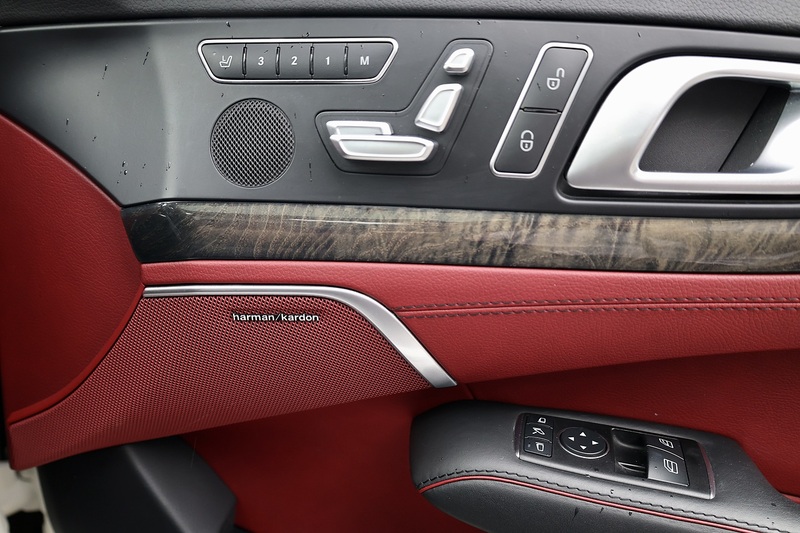 Mercedes-Benz SL 400 AMG Sport 1 Lady Owner + Pano Roof + Harmon Kardon + AirScarf Image 8