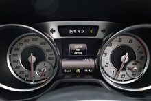 Mercedes-Benz SL 400 AMG Sport 1 Lady Owner + Pano Roof + Harmon Kardon + AirScarf - Thumb 41