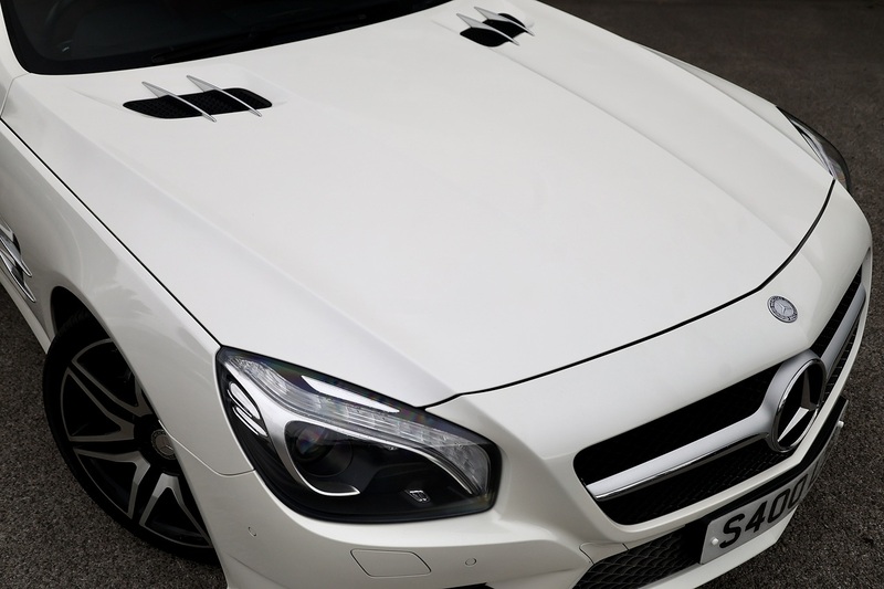 Mercedes-Benz SL 400 AMG Sport 1 Lady Owner + Pano Roof + Harmon Kardon + AirScarf Image 18