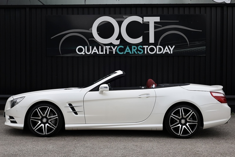 Mercedes-Benz SL 400 AMG Sport 1 Lady Owner + Pano Roof + Harmon Kardon + AirScarf Image 1