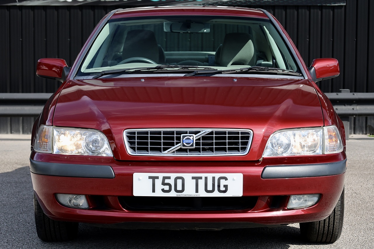 Volvo S40 Just 33k Miles + ULEZ Compliant + Outstanding - Large 3