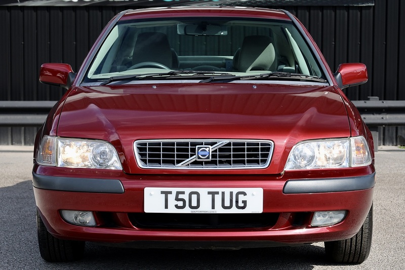 Volvo S40 Just 33k Miles + ULEZ Compliant + Outstanding Image 3