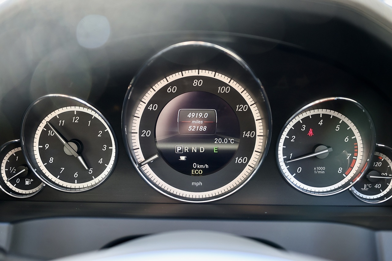 Mercedes-Benz E250 CGI Coupe SE 1 Lady Owner + Full Mercedes Main Dealer History + Pano Roof - Large 32