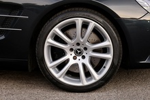 Mercedes-Benz SL 500 4.7 V8 BiTurbo 1 Former Keeper + Full Mercedes Main Dealer + Bang and Olufsen + Pano Roof - Thumb 45
