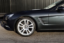Mercedes-Benz SL 500 4.7 V8 BiTurbo 1 Former Keeper + Full Mercedes Main Dealer + Bang and Olufsen + Pano Roof - Thumb 39