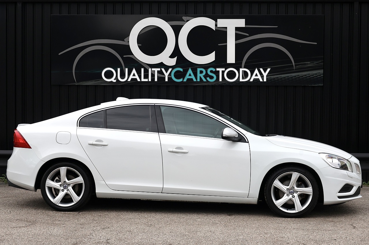 Volvo S60 D4 R-Design Lux Automatic Full Service History + Just 31k Miles + Exceptional - Large 5