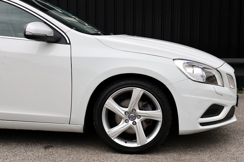 Volvo S60 D4 R-Design Lux Automatic Full Service History + Just 31k Miles + Exceptional Image 16