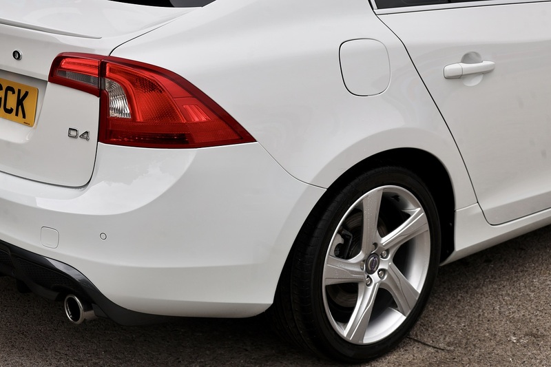 Volvo S60 D4 R-Design Lux Automatic Full Service History + Just 31k Miles + Exceptional Image 14