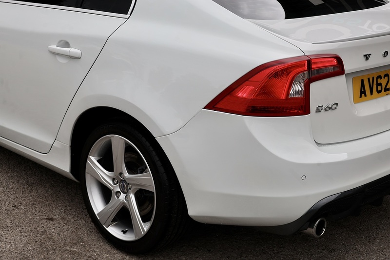 Volvo S60 D4 R-Design Lux Automatic Full Service History + Just 31k Miles + Exceptional Image 31