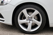 Volvo S60 D4 R-Design Lux Automatic Full Service History + Just 31k Miles + Exceptional - Thumb 36