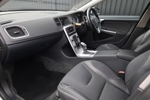 Volvo S60 D4 R-Design Lux Automatic Full Service History + Just 31k Miles + Exceptional - Thumb 2