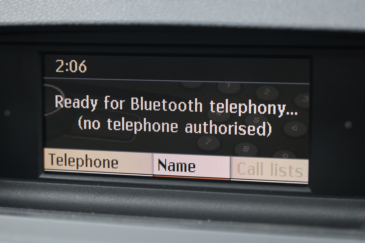 Mercedes-Benz C280 3.0 V6 Elegance 1 Former Keeper + Sunroof + Full Service History - Large 19