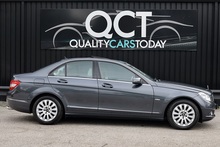 Mercedes-Benz C280 3.0 V6 Elegance 1 Former Keeper + Sunroof + Full Service History - Thumb 5