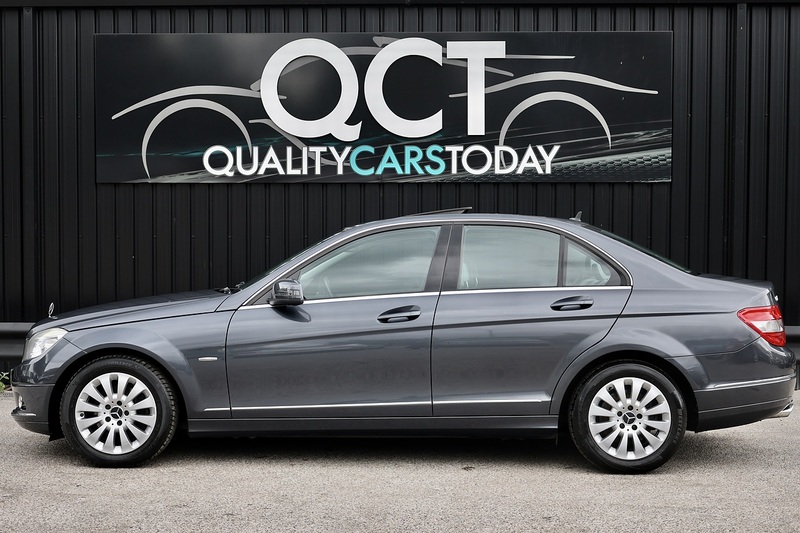 Mercedes-Benz C280 3.0 V6 Elegance 1 Former Keeper + Sunroof + Full Service History Image 1