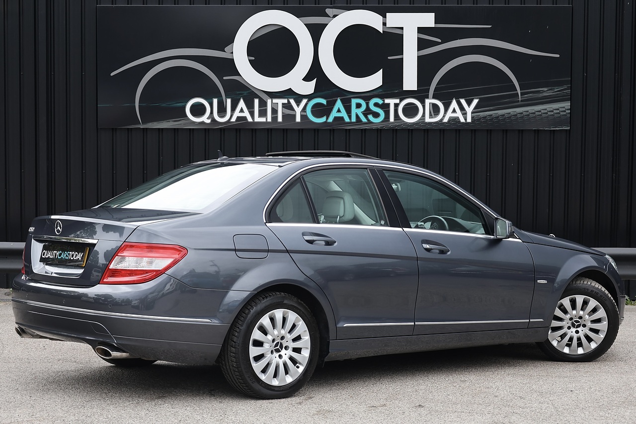 Mercedes-Benz C280 3.0 V6 Elegance 1 Former Keeper + Sunroof + Full Service History - Large 9