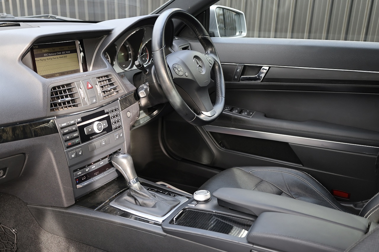 Mercedes-Benz E350 CDI AMG Sport Coupe 1 Owner + 16 Mercedes Main Dealer Services - Large 8