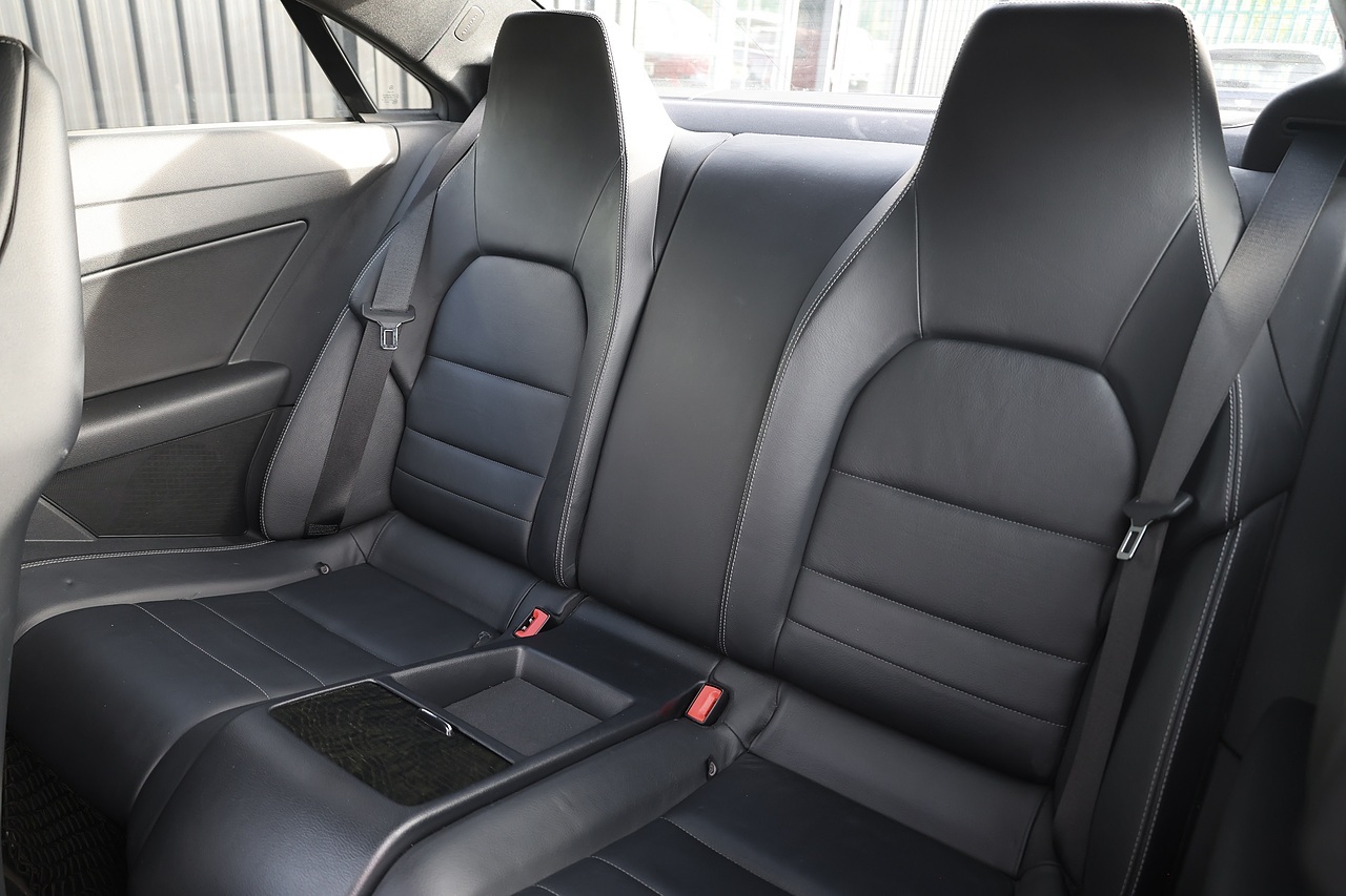Mercedes-Benz E350 CDI AMG Sport Coupe 1 Owner + 16 Mercedes Main Dealer Services - Large 10