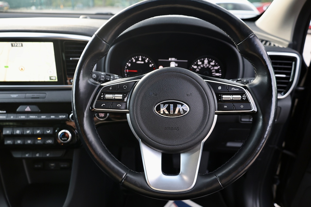 Kia Sportage Edition 125 1 Former Keeper + CarPlay + JBL + 360 Cameras + Heated Seats - Large 15