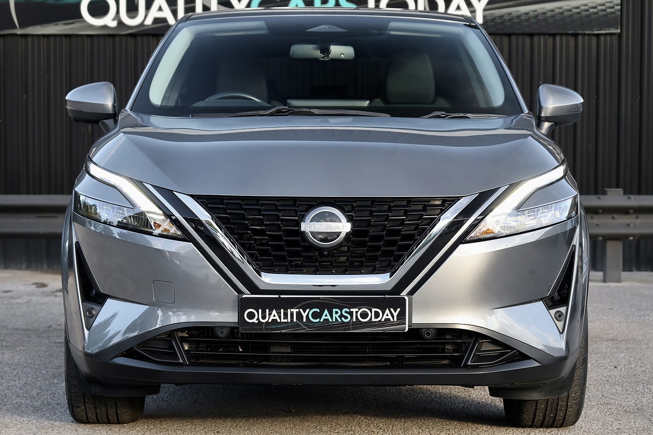 Nissan Qashqai N-Connecta 1 Former Keeper + Full Nissan History + Nissan Warranty - Large 3