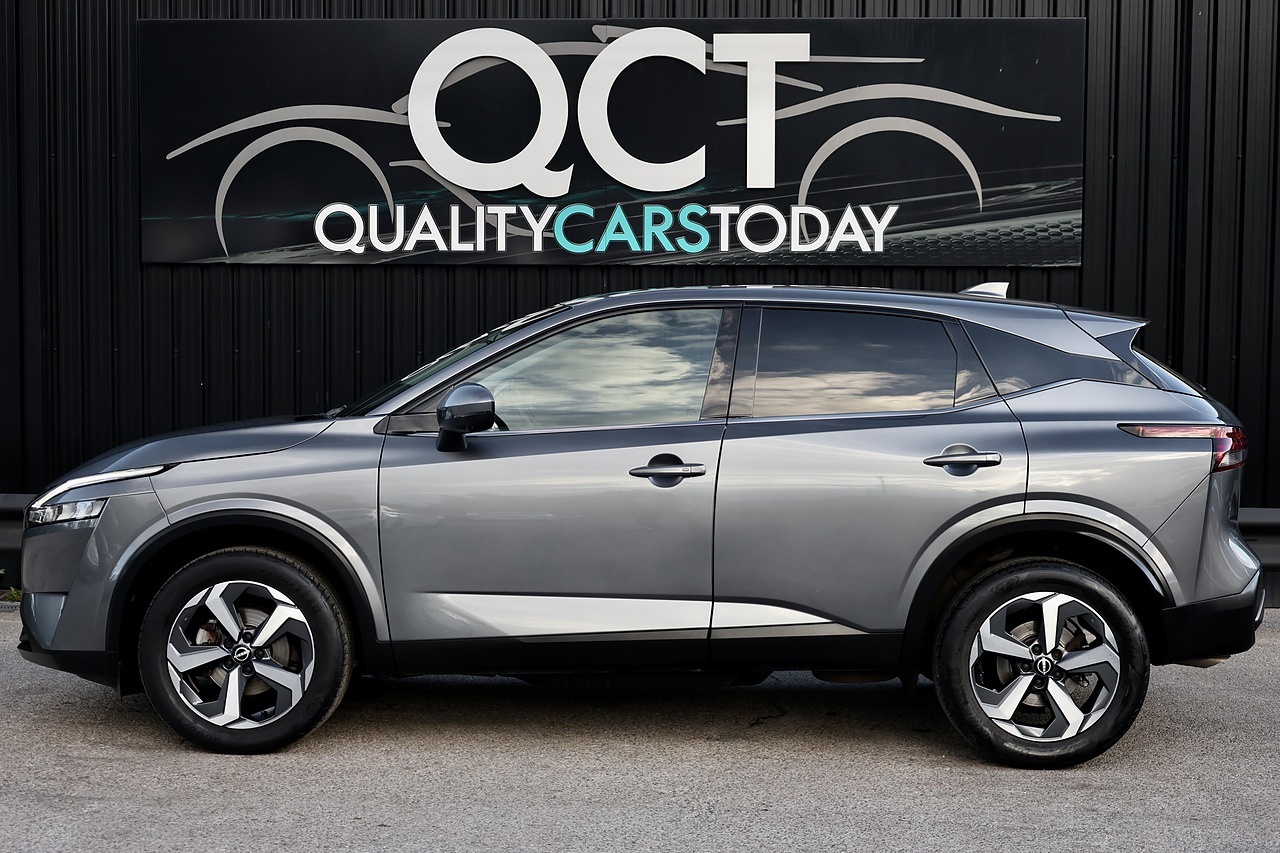 Nissan Qashqai N-Connecta 1 Former Keeper + Full Nissan History + Nissan Warranty - Large 1