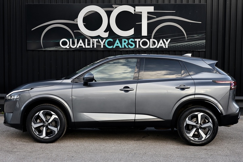 Nissan Qashqai N-Connecta 1 Former Keeper + Full Nissan History + Nissan Warranty Image 1