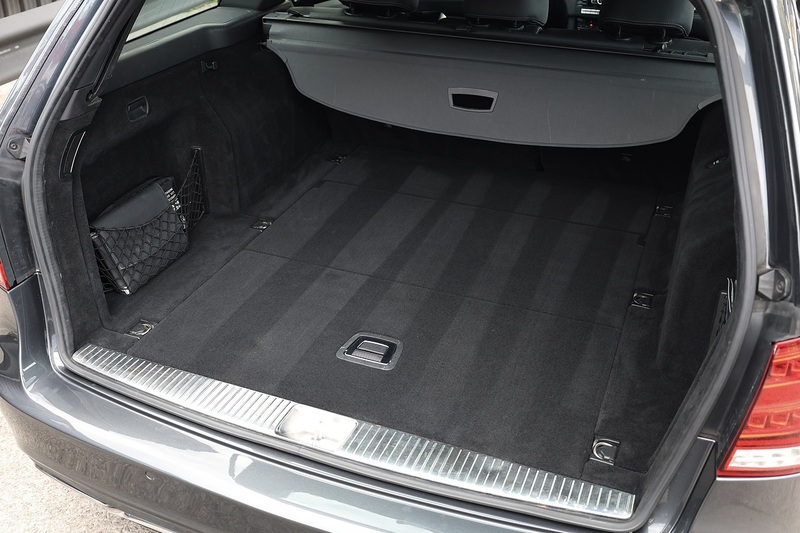 Mercedes-Benz E250 SE Estate 1 Gentleman Owner + COMAND Online + Memory Pack Image 5