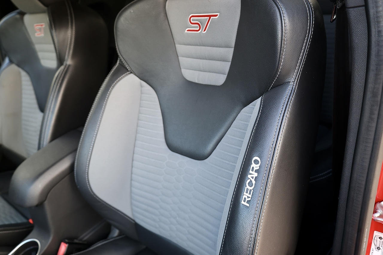 Ford Fiesta ST-3 2 Former Keepers + Lovely Exxample - Large 11
