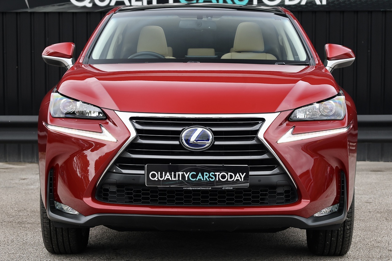 Lexus NX 300h Luxury 1 Lady Owner + Just 950 miles from new - Large 3