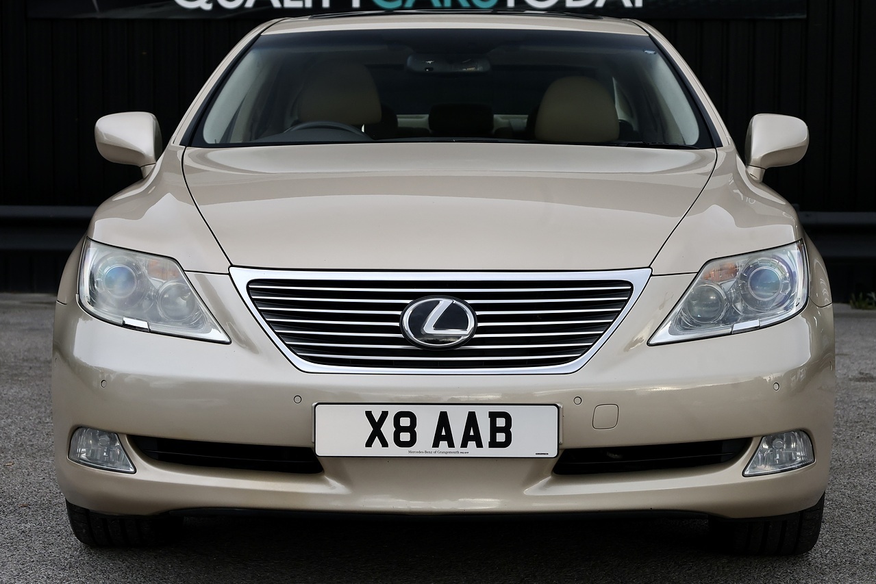 Lexus LS 460 SE-L LS 460 SE-L Saloon 4.6 Automatic Petrol - Large 3