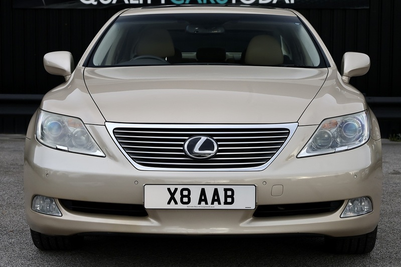 Lexus LS 460 SE-L LS 460 SE-L Saloon 4.6 Automatic Petrol Image 3