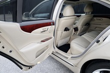 Lexus LS 460 SE-L LS 460 SE-L Saloon 4.6 Automatic Petrol - Thumb 36
