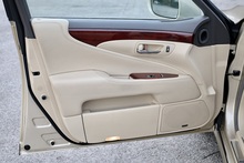 Lexus LS 460 SE-L LS 460 SE-L Saloon 4.6 Automatic Petrol - Thumb 37