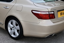 Lexus LS 460 SE-L LS 460 SE-L Saloon 4.6 Automatic Petrol - Thumb 41