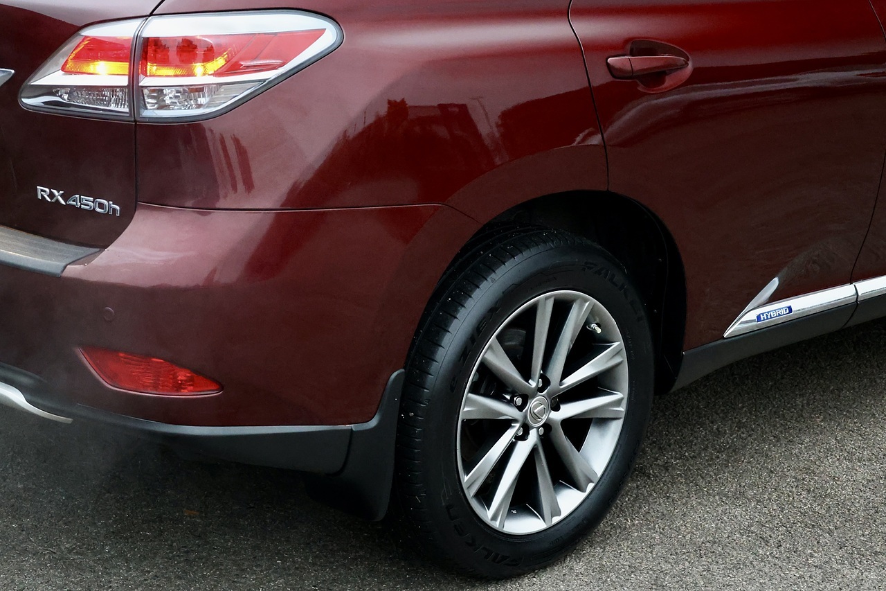 Lexus RX450h Premier 2 Former Keepers + Full Service History + Design / Pro Packs - Large 17