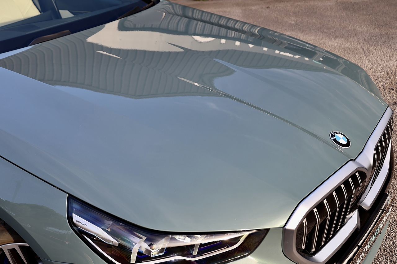 BMW 520i M Sport Touring 1 Private Owner + BMW Warranty - Large 12