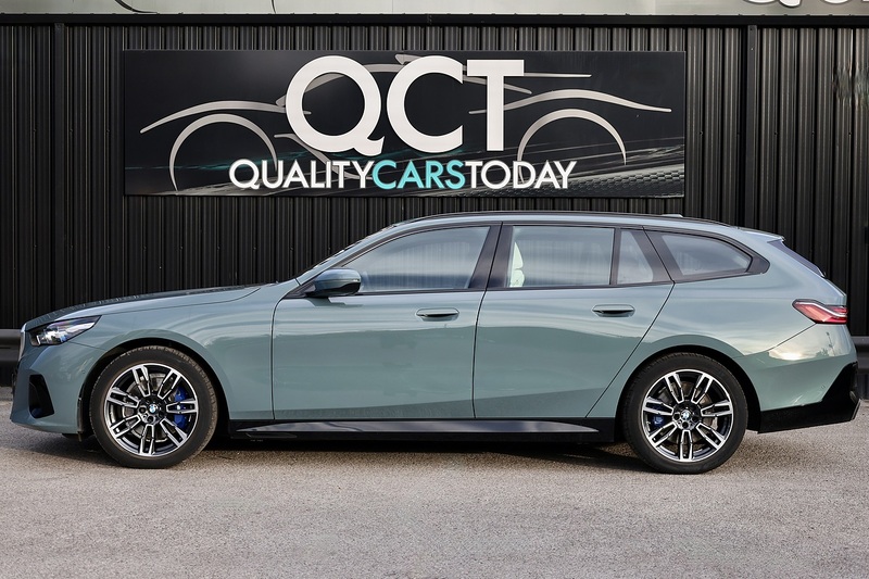 BMW 520i M Sport Touring 1 Private Owner + BMW Warranty Image 1