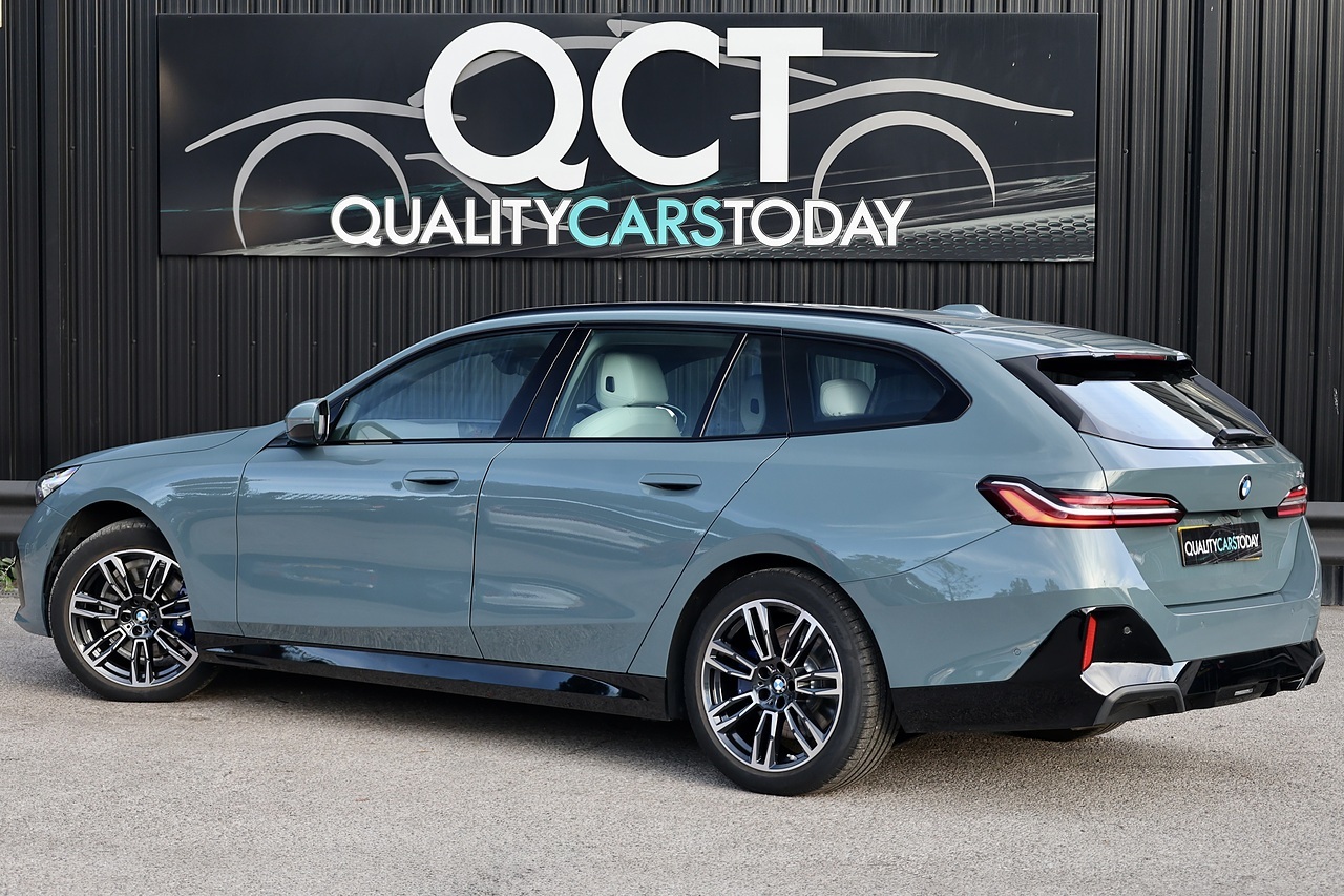 BMW 520i M Sport Touring 1 Private Owner + BMW Warranty - Large 9
