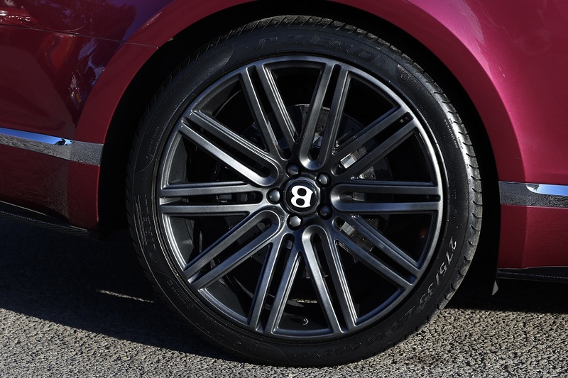 Bentley Continental W12 Speed Bentley Special Order + Triple Carbon + Naim + 1 of 1 Image 41
