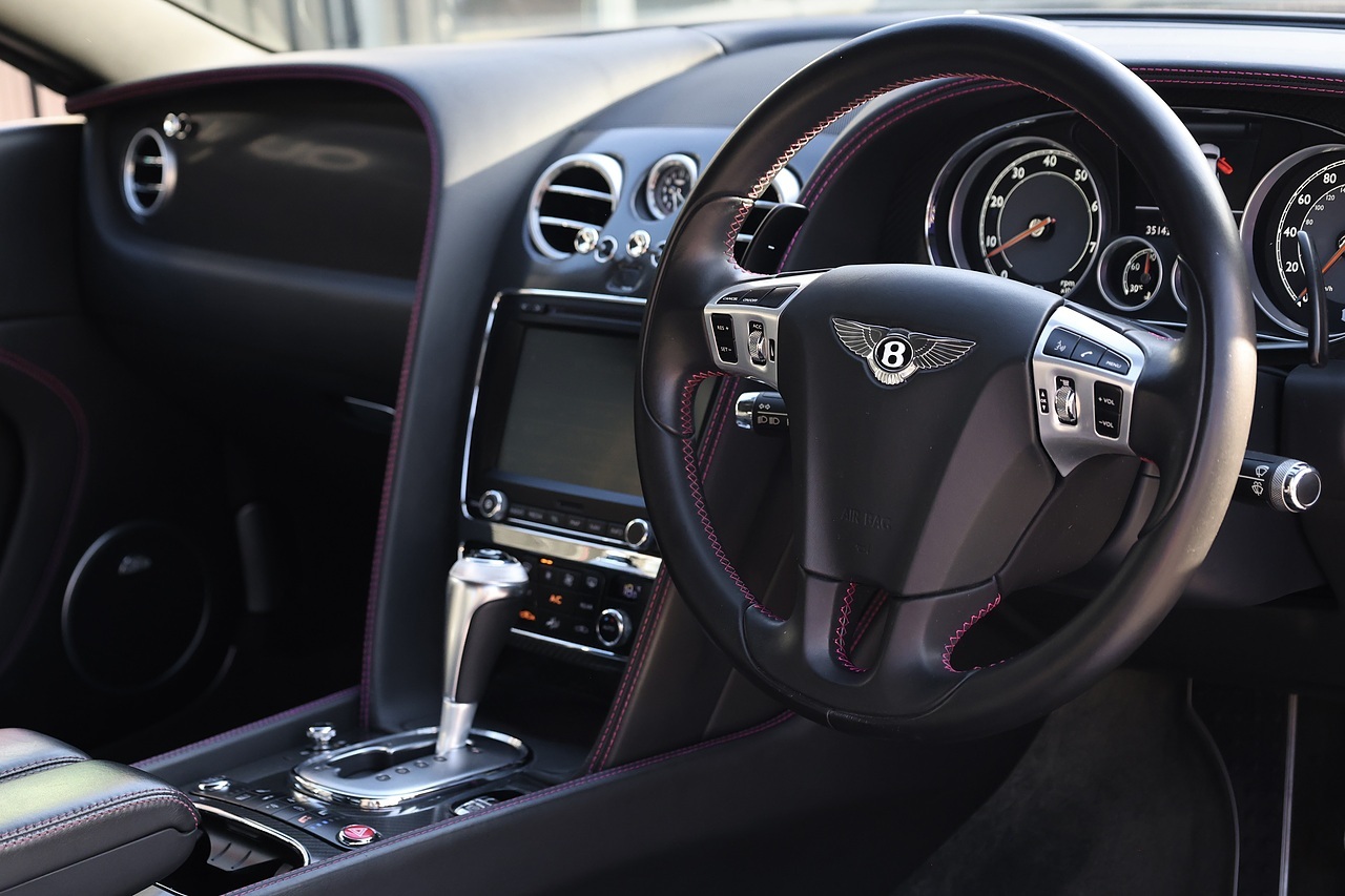 Bentley Continental W12 Speed Bentley Special Order + Triple Carbon + Naim + 1 of 1 - Large 46