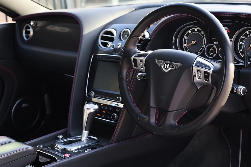 Bentley Continental W12 Speed Bentley Special Order + Triple Carbon + Naim + 1 of 1 Image 46
