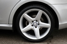 Mercedes-Benz CLS 320 CDI 2 Former Keepers + Exceptional Condition + AMG Wheels + Harmon Kardon - Thumb 36