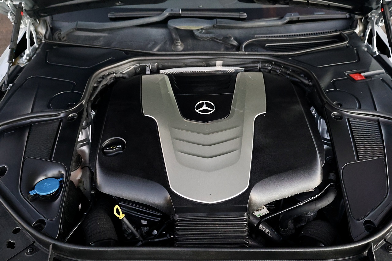 Mercedes-Benz S350 V6 SE Line SWB + Euro 6 + Previously Supplied by Ourselves - Large 25
