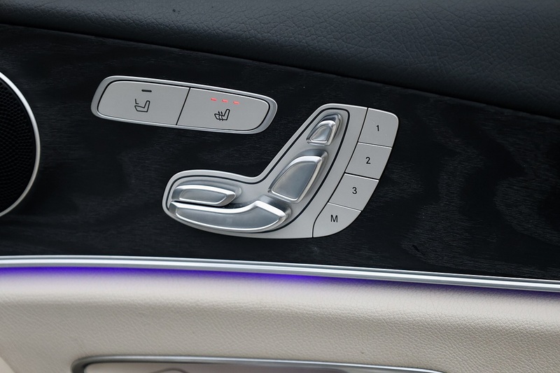 Mercedes-Benz E350d SE Premium 1 Former Keeper + FSH + Panoramic Roof Image 19