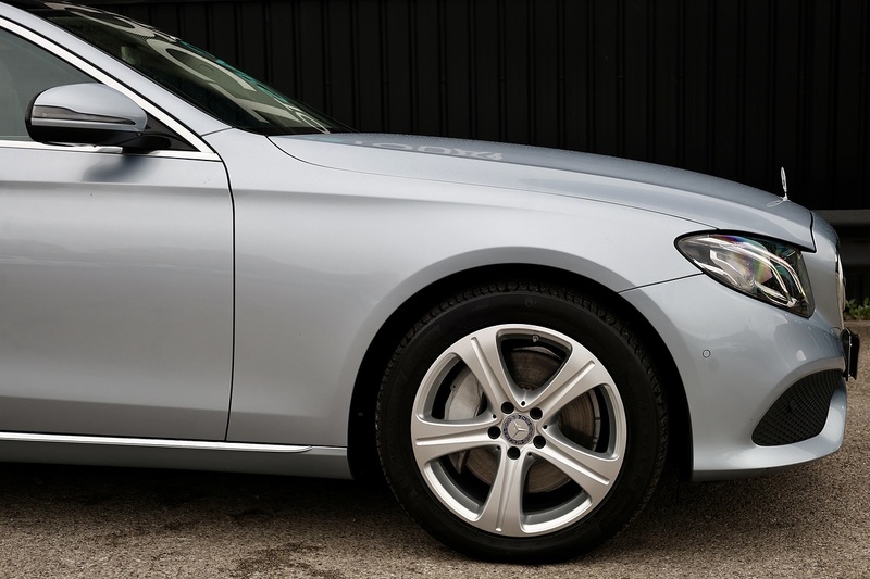 Mercedes-Benz E350d SE Premium 1 Former Keeper + FSH + Panoramic Roof Image 23