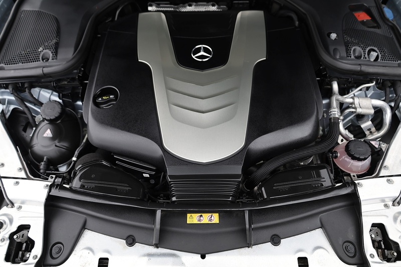 Mercedes-Benz E350d SE Premium 1 Former Keeper + FSH + Panoramic Roof Image 34