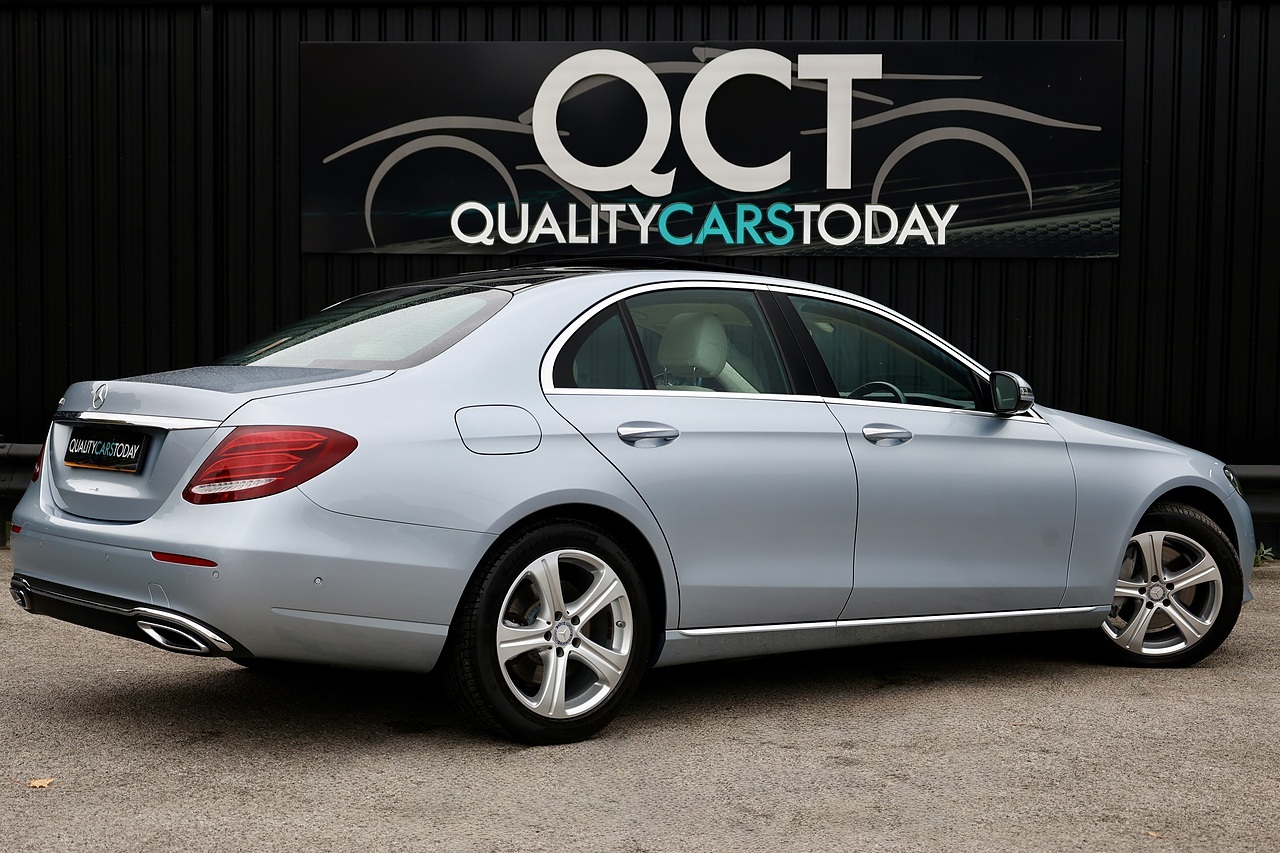 Mercedes-Benz E350d SE Premium 1 Former Keeper + FSH + Panoramic Roof - Large 12