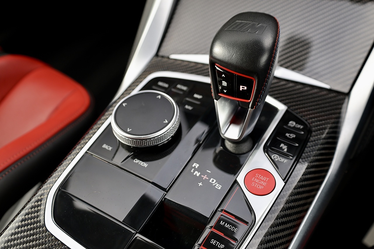 BMW M4 Competition 1 Owner + Ultimate Pack + M Carbon Buckets + M Carbon Exterior - Large 17