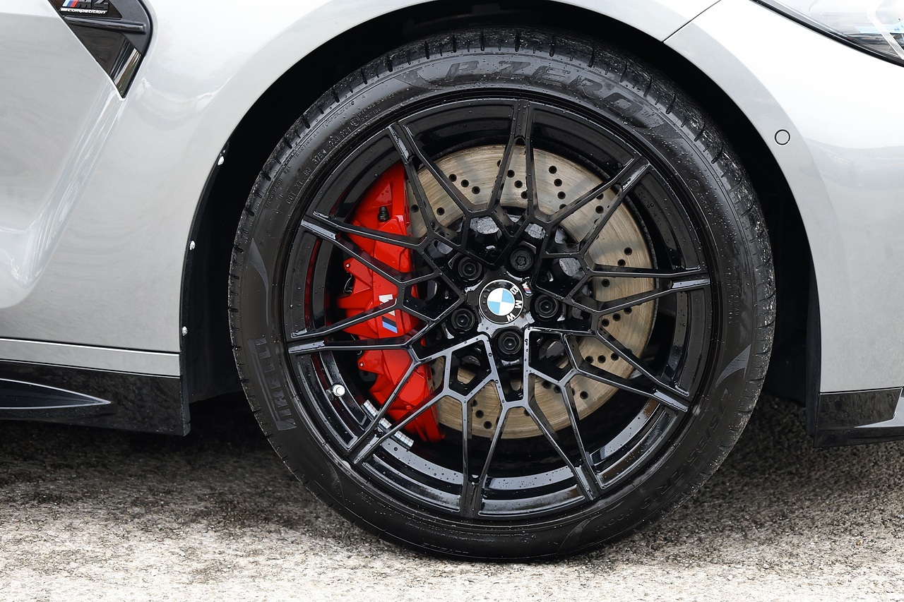 BMW M4 Competition 1 Owner + Ultimate Pack + M Carbon Buckets + M Carbon Exterior - Large 48