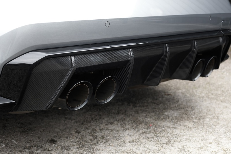 BMW M4 Competition 1 Owner + Ultimate Pack + M Carbon Buckets + M Carbon Exterior Image 41