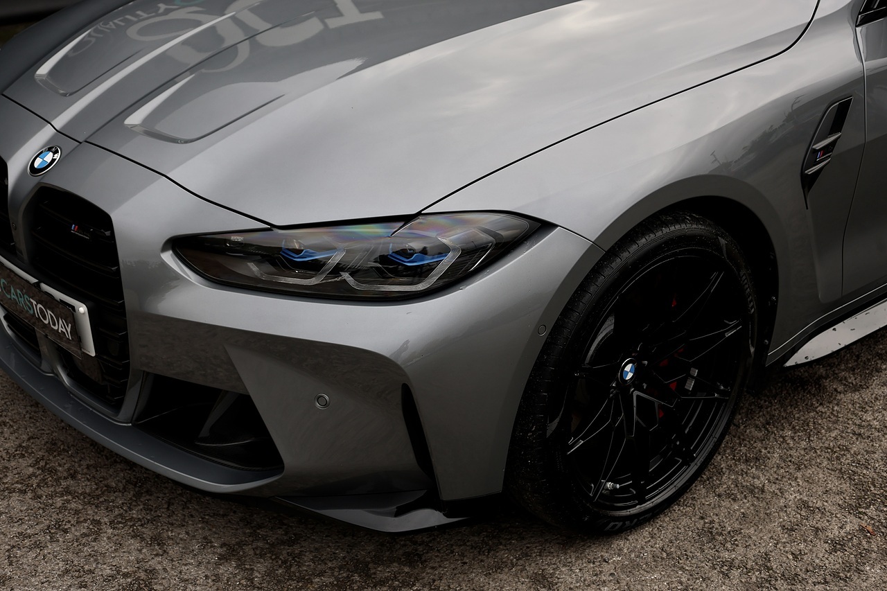BMW M4 Competition 1 Owner + Ultimate Pack + M Carbon Buckets + M Carbon Exterior - Large 42